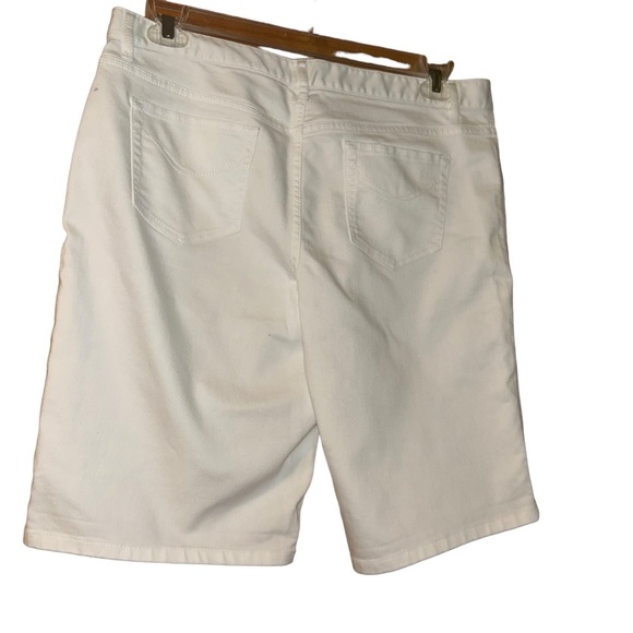 J.Jill white stretch bermuda jean shorts size 14P petite - Picture 2 of 3